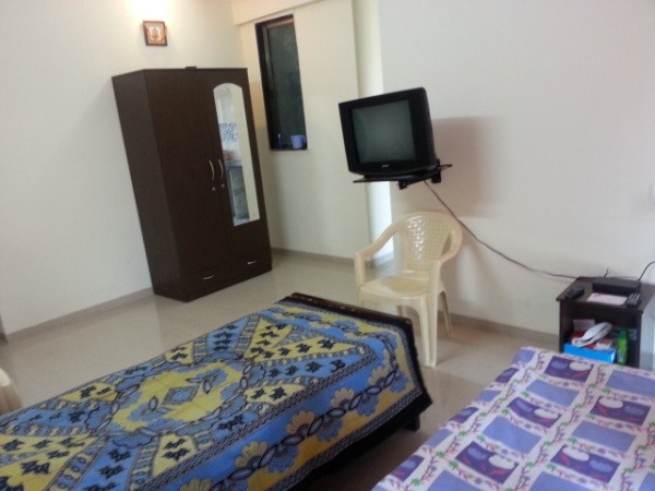 Rooms, rental flats & flatmates near Indian Institute of Gems & Jewellery MIDC - Pg rooms near MIDC Gems & jewellery