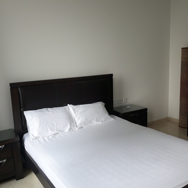 Flatsmates & flatshare near Loreal Lower parel Expat - 2, 3 month short stay near Loreal academy Lower parel