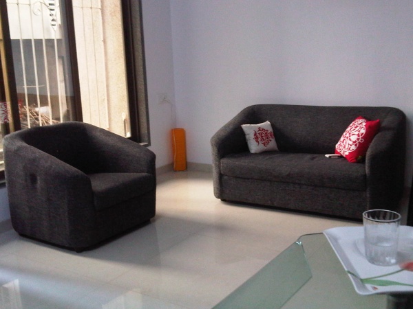 1,2 bhk flat on rent close to Godrej & boyce Industries ltd.