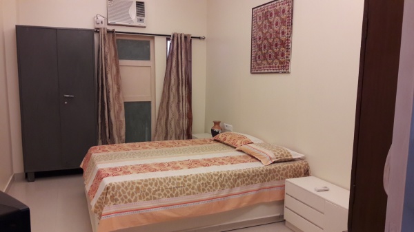 2, 3 bhk flatshare near Istituto Marangoni Ceejay house - 1, 2 bhk flatmates near Istituto Marangoni Worli